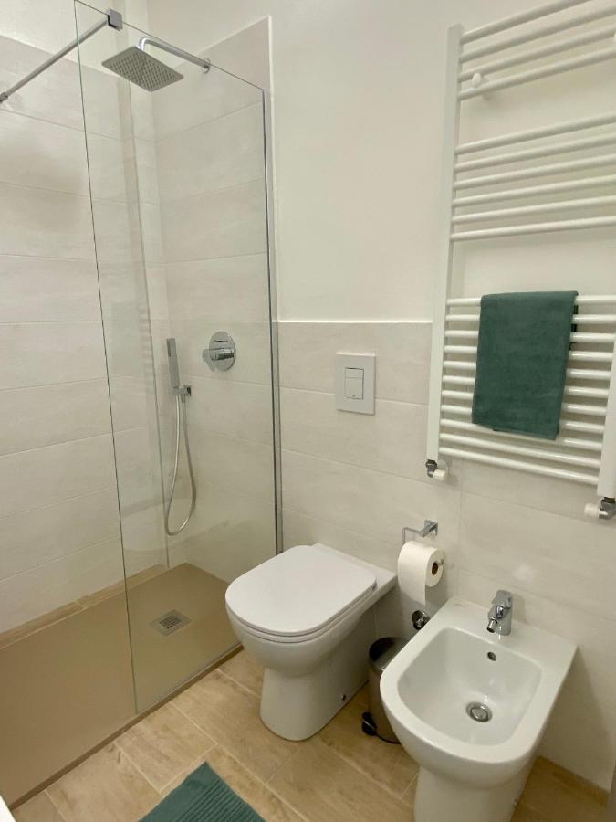 Suite Stresa Milano Centrale 3Pax Wifi Milão Exterior foto